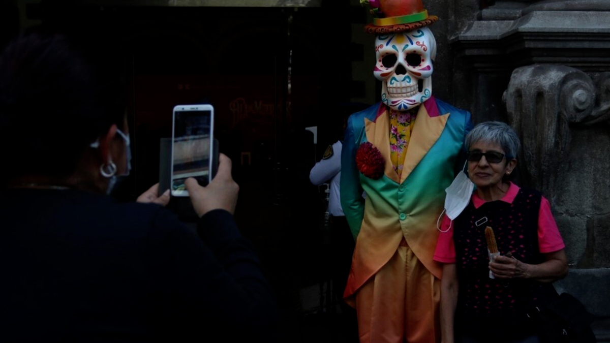 Vigilancia y filtros sanitarios; CdMx aplicará protocolo para desfile de Día de Muertos