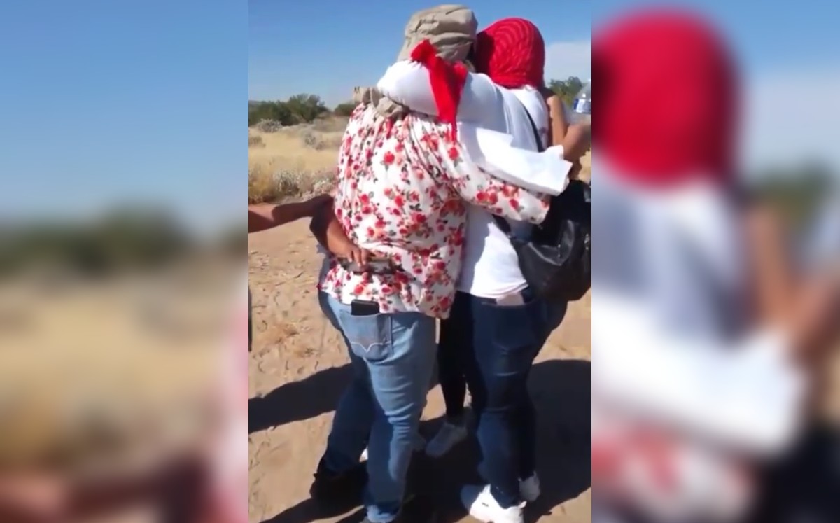 Las hijas de Leticia se enteraron que su madre había sido liberada mientras la buscaban en Hermosillo. (Especial)