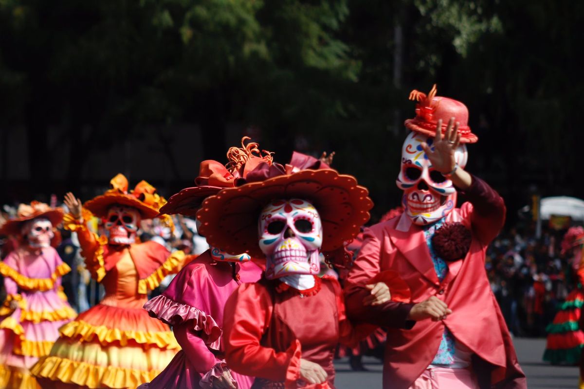 Miles de personas disfrutaron del desfile del Día de Muertos sobre Paseo de Reforma. (Alejandra Damiana)