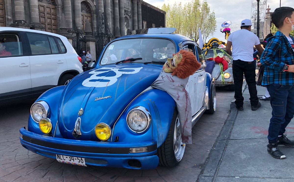Montaron un recorrido hasta llegar a la plaza de Los Mártires. | Mario C. Rodríguez