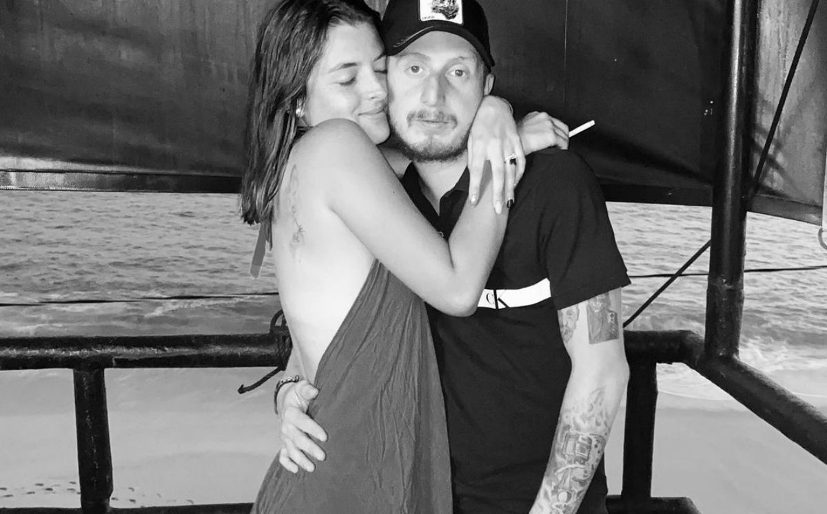 Octavio Ocaña y su prometida, Nerea Godínez (Instagram).