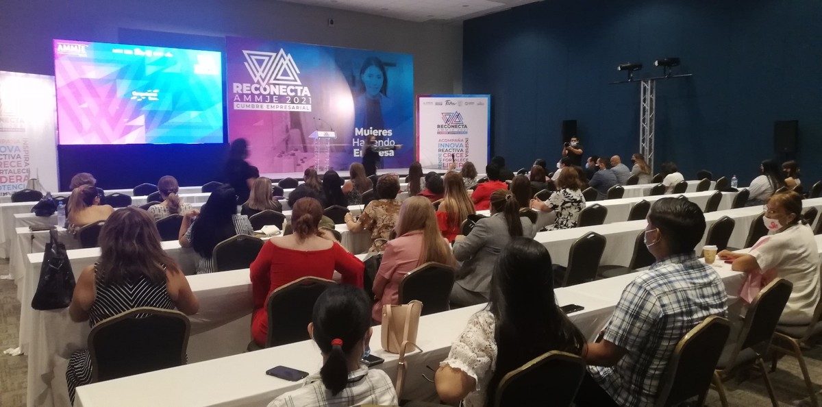 Talleres para mujeres empresarias de Ammje en Tampico, Tamaulipas.