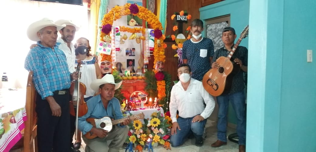 Altar de muertos de Adolfo Galván (Cortesía)