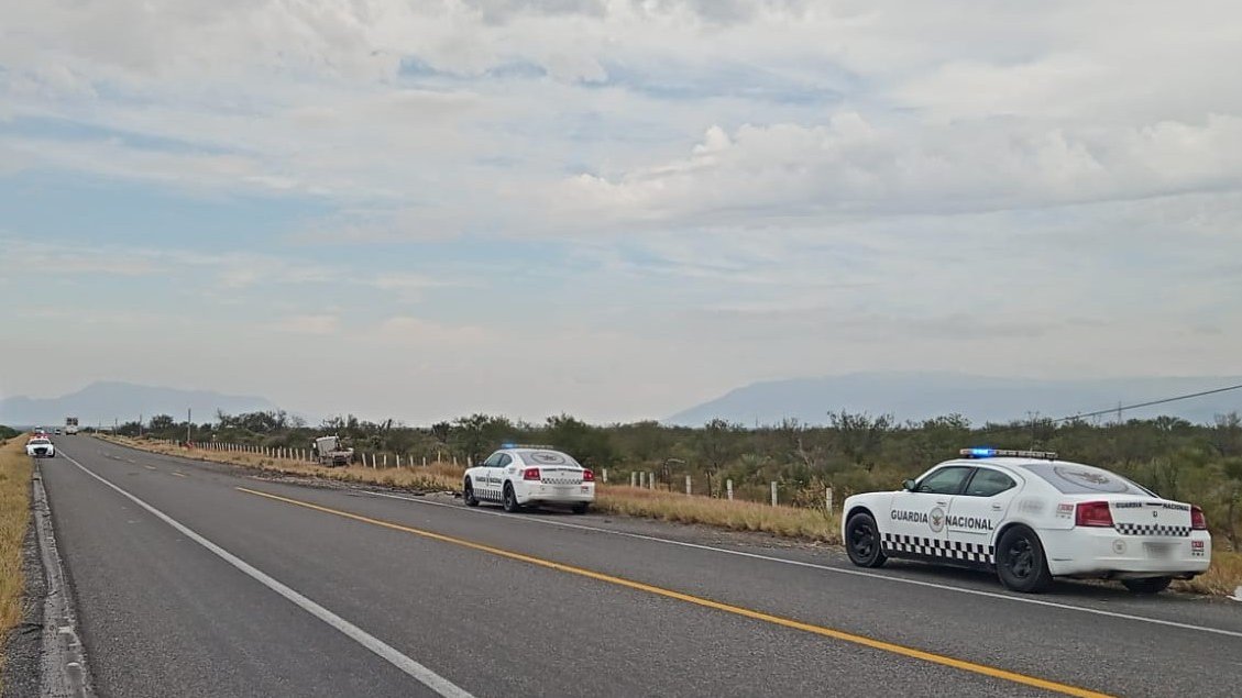 El cierre es del kilómetro 54 al 82 en dirección a Monterrey. Foto: Especial