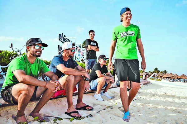Los golfistas mexicanos disfrutaron de la playa, previo al inicio del torneo. Especial