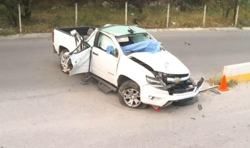 Conductor muere volcado tras intentar huir de la policía. Foto: Especial.