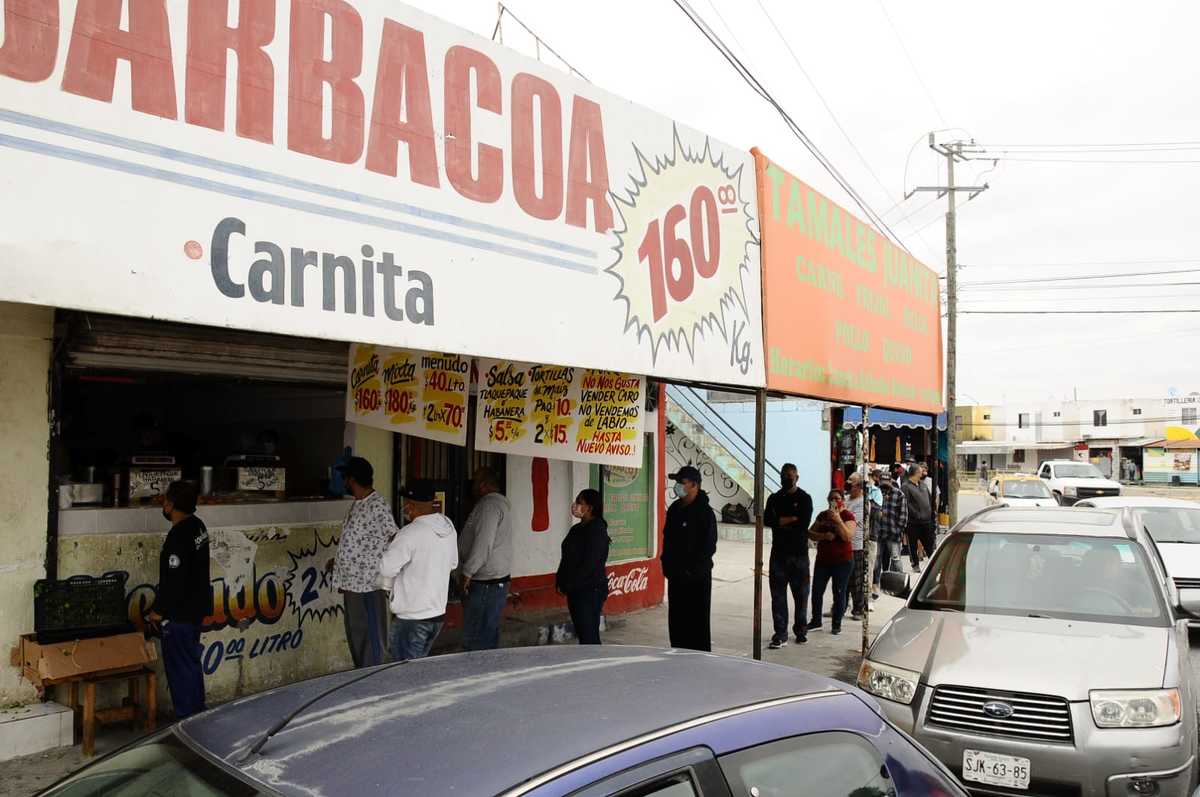 El interés de los ciudadanos era evidente. Foto: Raúl Palacios