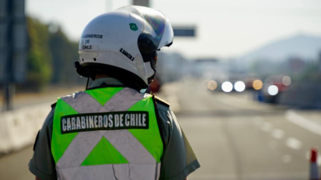Funcionarios de la misma institución detuvieron al policía en Chile. | Foto: Twitter Carabineros de Chile