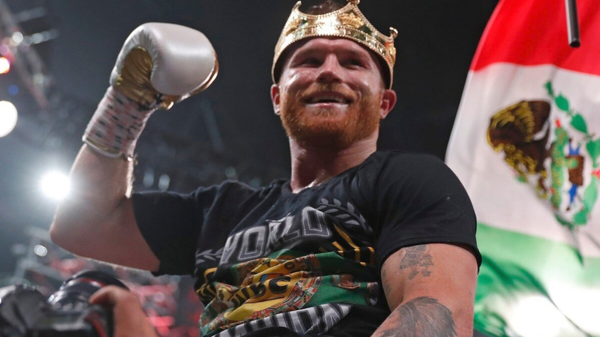 Canelo' Álvarez se convierte en campeón indiscutido