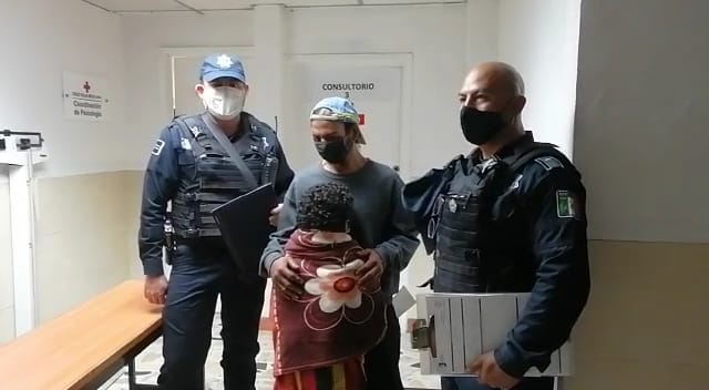 El menor regresó conc sus familiares. (Cortesía)