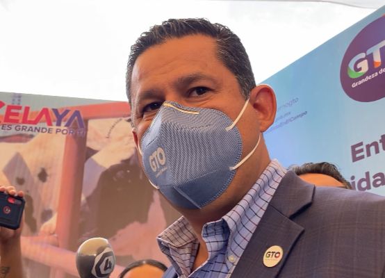 Pide Sinhue endurecer medidas en penales federales para inhibir extorsiones