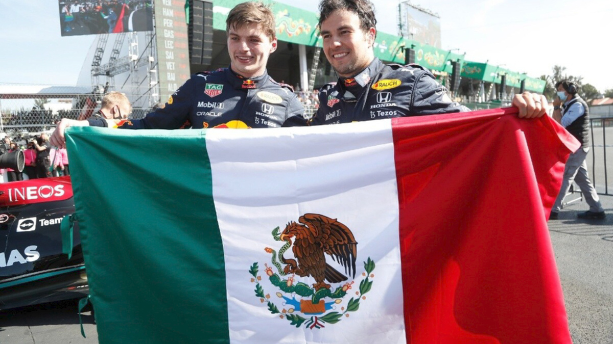 Verstappen gana el Gran Premio de México; 'Checo' Pérez sube al podio