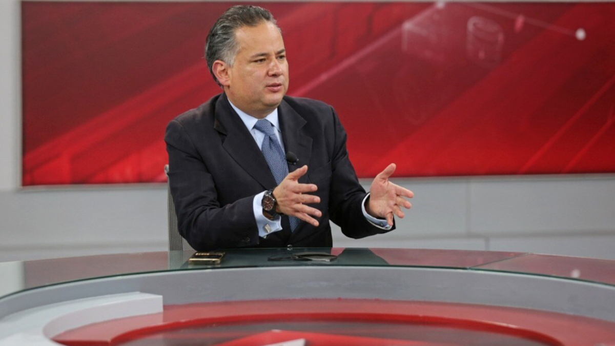 "Cayó un apóstol y entró otro": así reaccionan políticos a renuncia de Santiago Nieto a la UIF