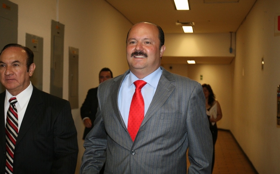 Defensa de César Duarte combatirá fallo de jueza de EU que declaró extraditable al ex gobernador