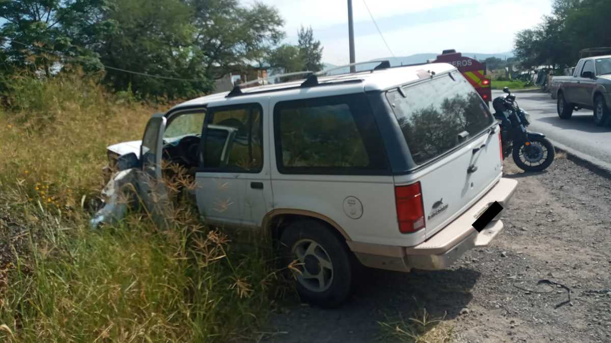 Accidente vial deja como saldo la muerte de un hombre en Tlajomulco de Zúñiga (Karla Victoria Rodríguez)