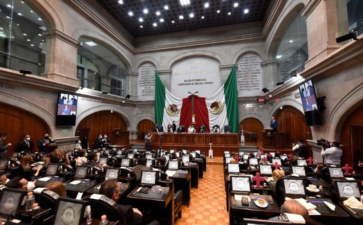 La propuesta del PAN es reducir de tres a dos los períodos ordinarios de sesiones. (Especial)