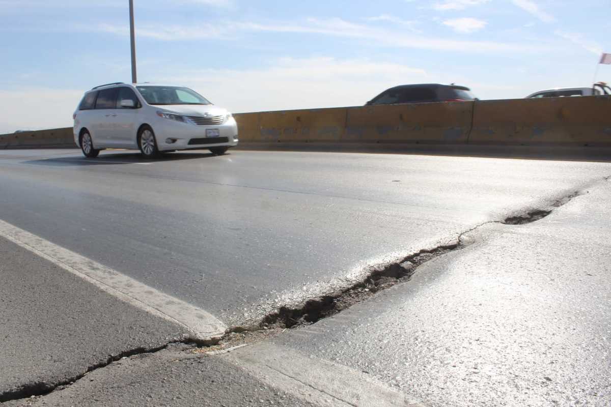 Los siente puentes vehiculares del Periférico de Torreón han servido para desahogar el intenso tráfico. | Armando Moreno