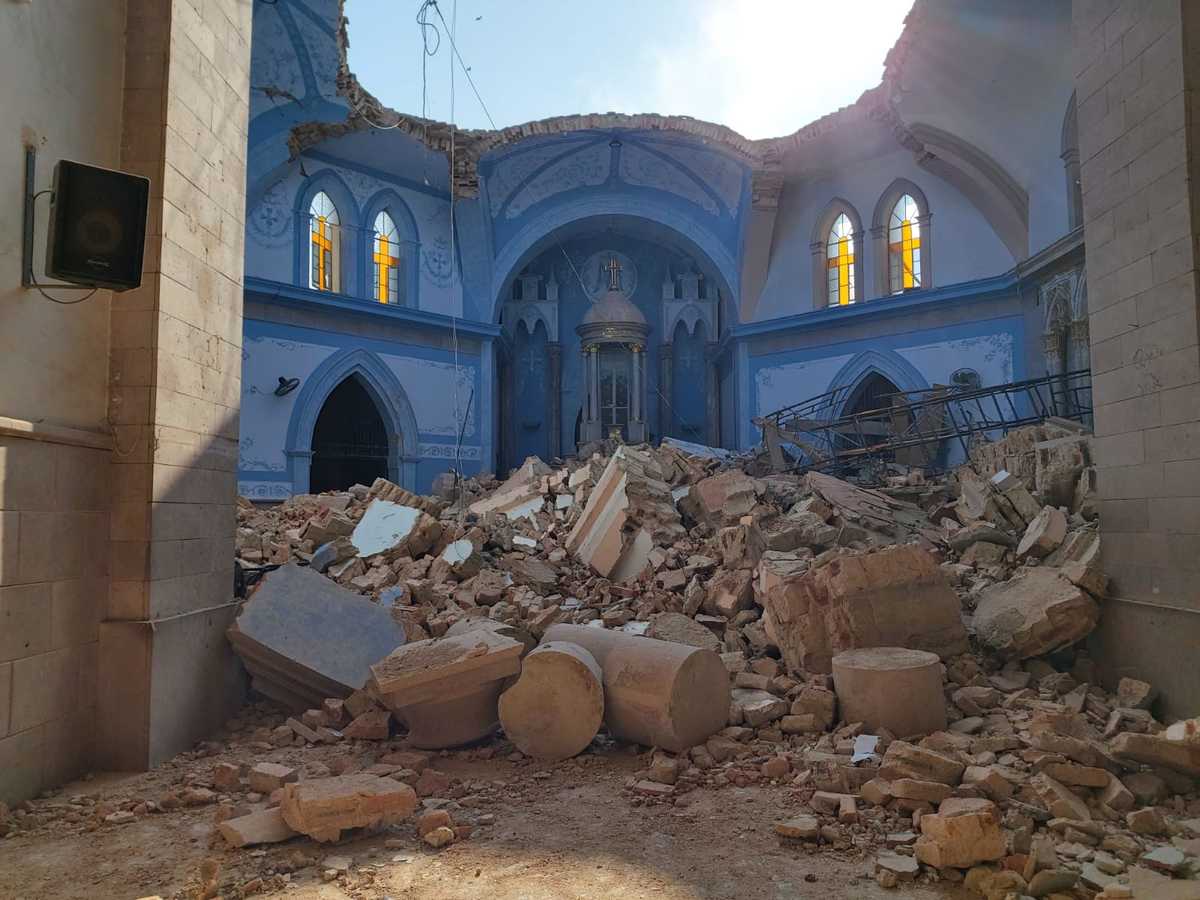 Cúpula de Iglesia de San Juanito Escobedo continúa en escombros (Rosario Álvarez)