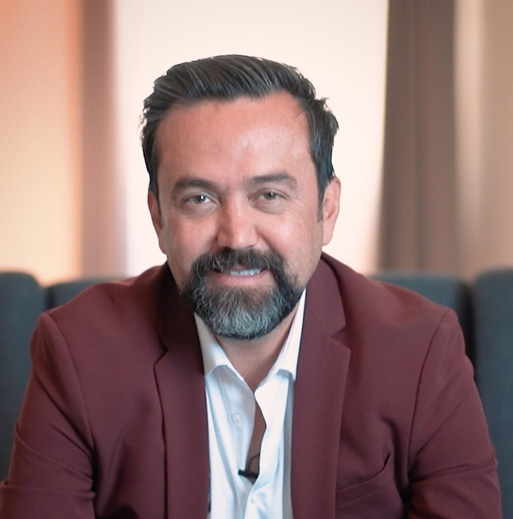 Arturo Ávila Anaya anunció su registro como precandidato de Morena. (Tomada de @ARTUROAVILAMEX)