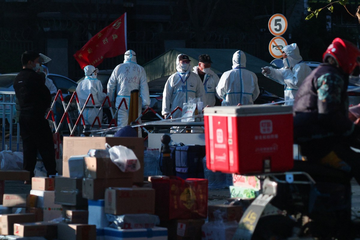 China sigue bajo alerta del covid-19. | Reuters