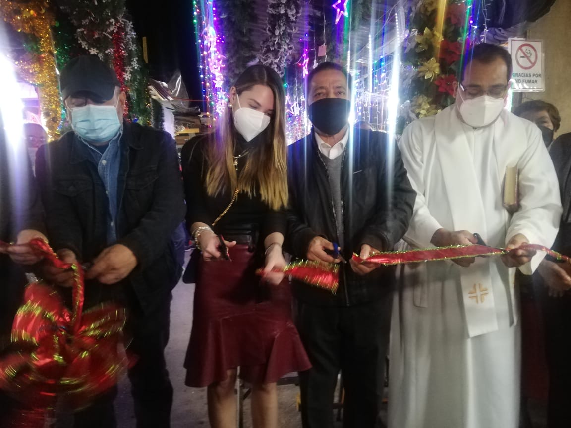 Hoy se inauguró formalmente el Mercadito Navideño de Torreón.| Armando Moreno