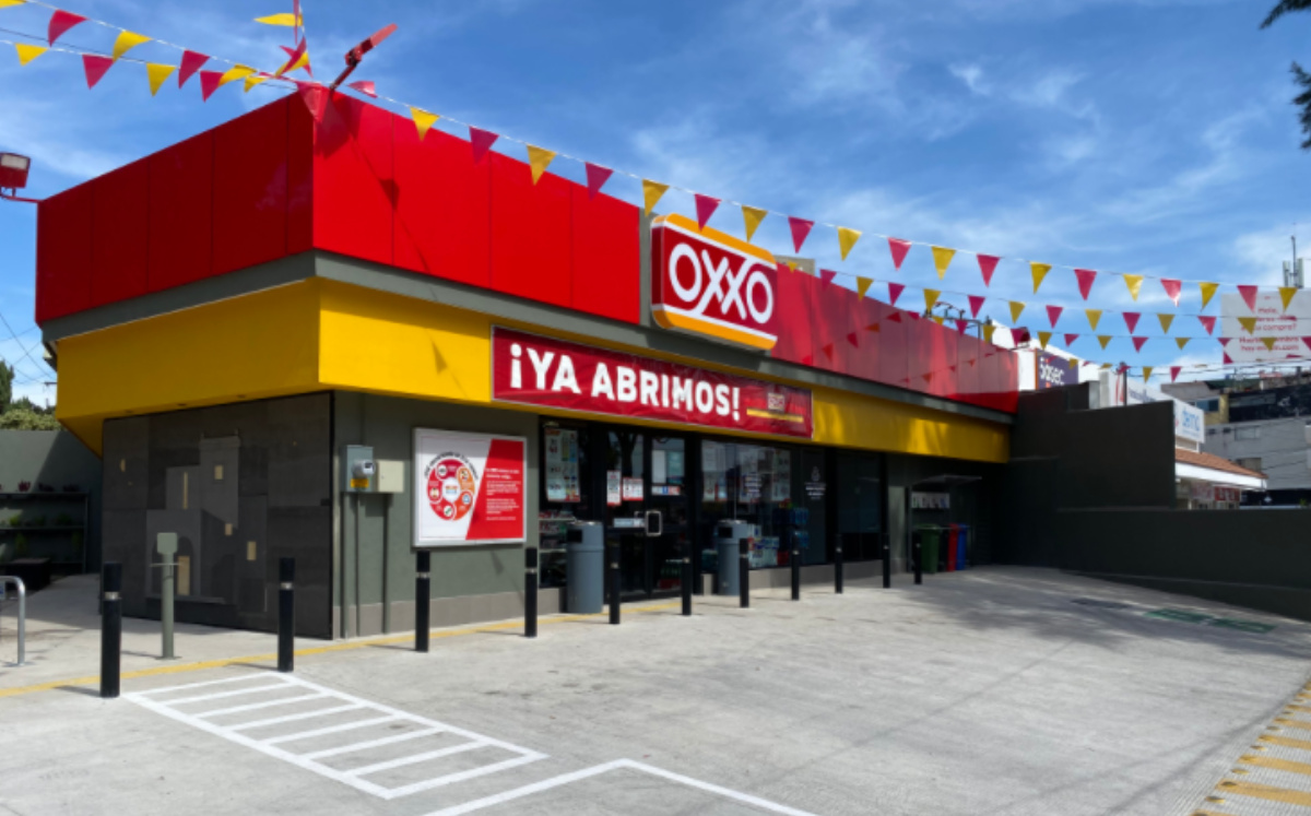 Se incorporaron 14 domos SOLUX para sumar al ahorro de energía al iluminar naturalmente la tienda sin transmitir calor. ESPECIAL