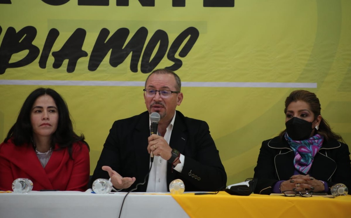 "Nuestra primer tarea es fortalecer al partido, reiniciarlo y  tener bases sólidas". (Tania Contreras)