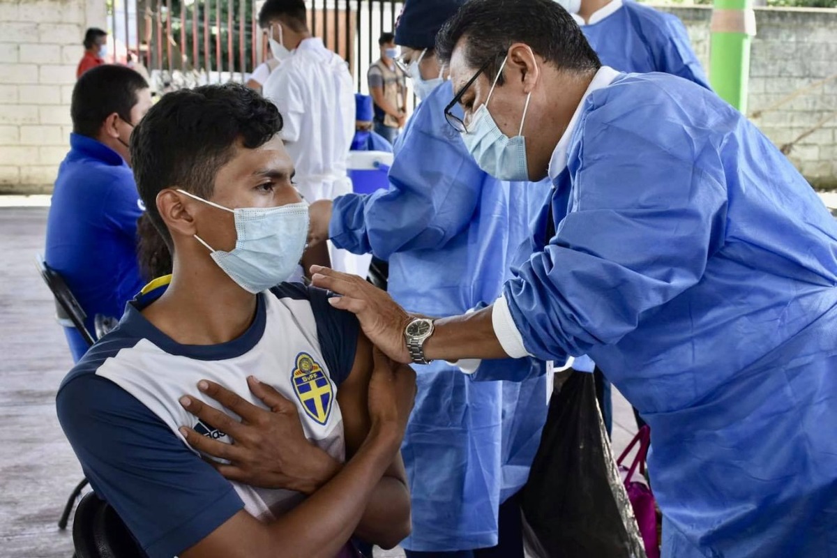 Vacunación de menores en Veracruz