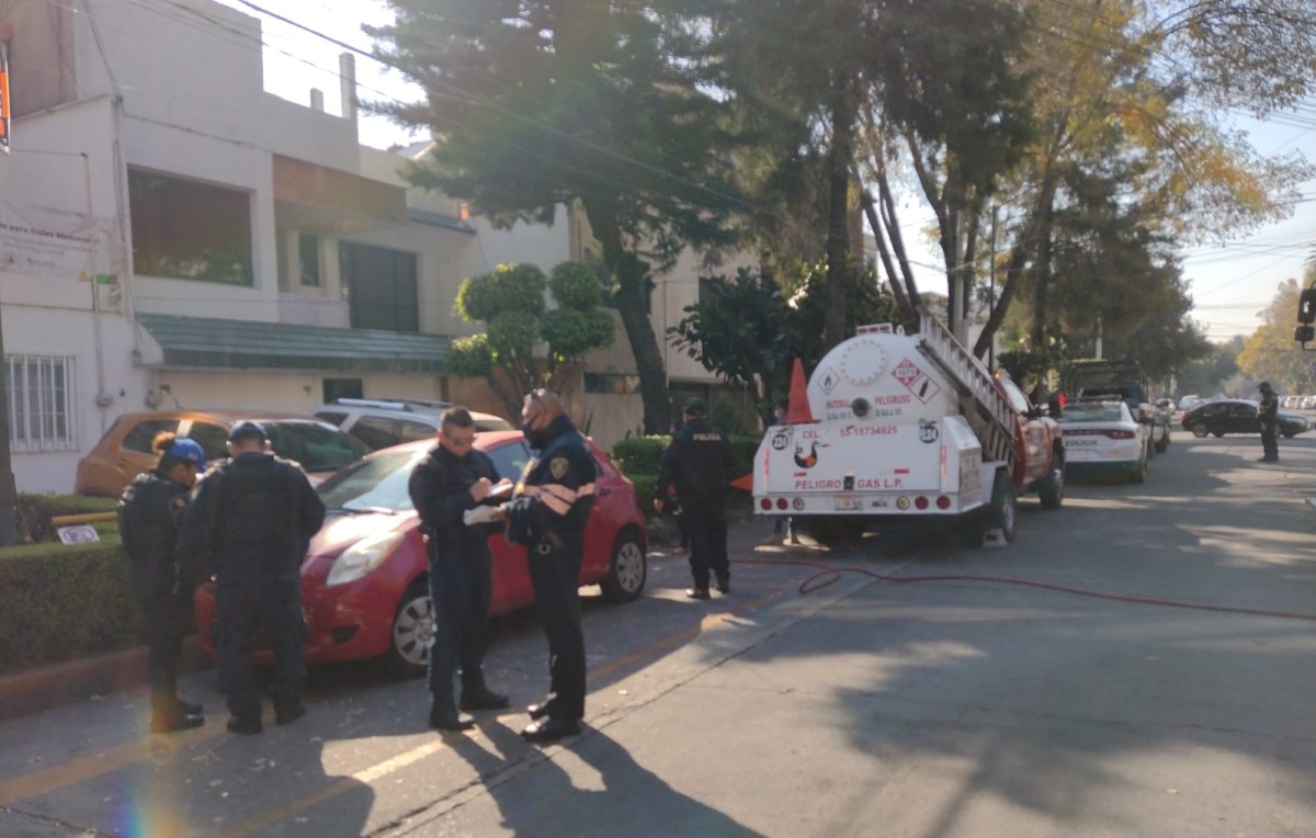 El flamazo ocurrió cuando un camión de gas LP recargaba un tanque estacionario. | Enrique Luna