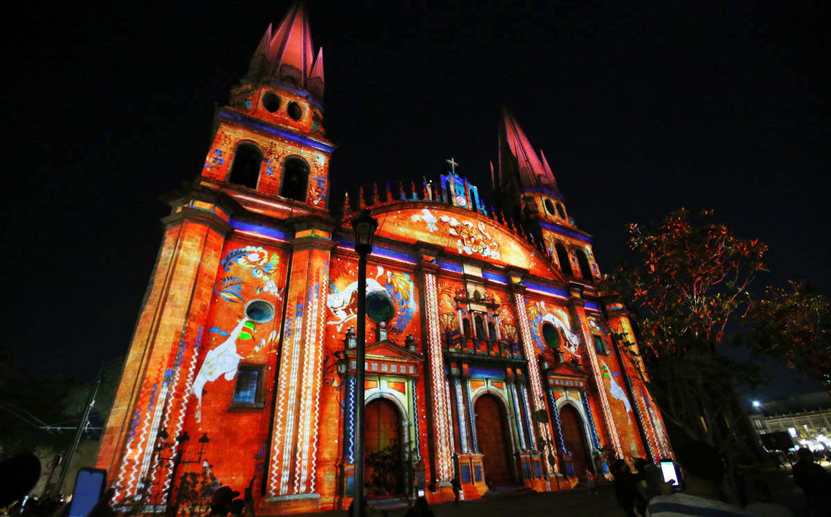 Catedral de Guadalajara ofrece proyección de video mapping (Cortesía)