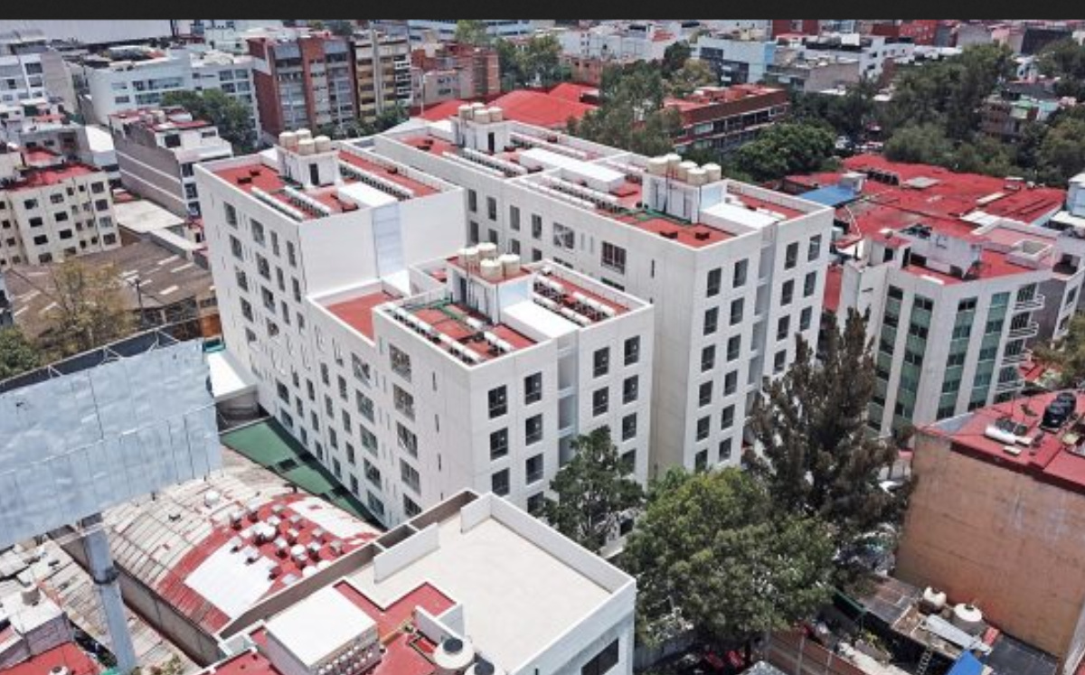 La construcción cuenta con 12 mil 86 metros cuadrados que incluyen 105 departamentos. ESPECIAL