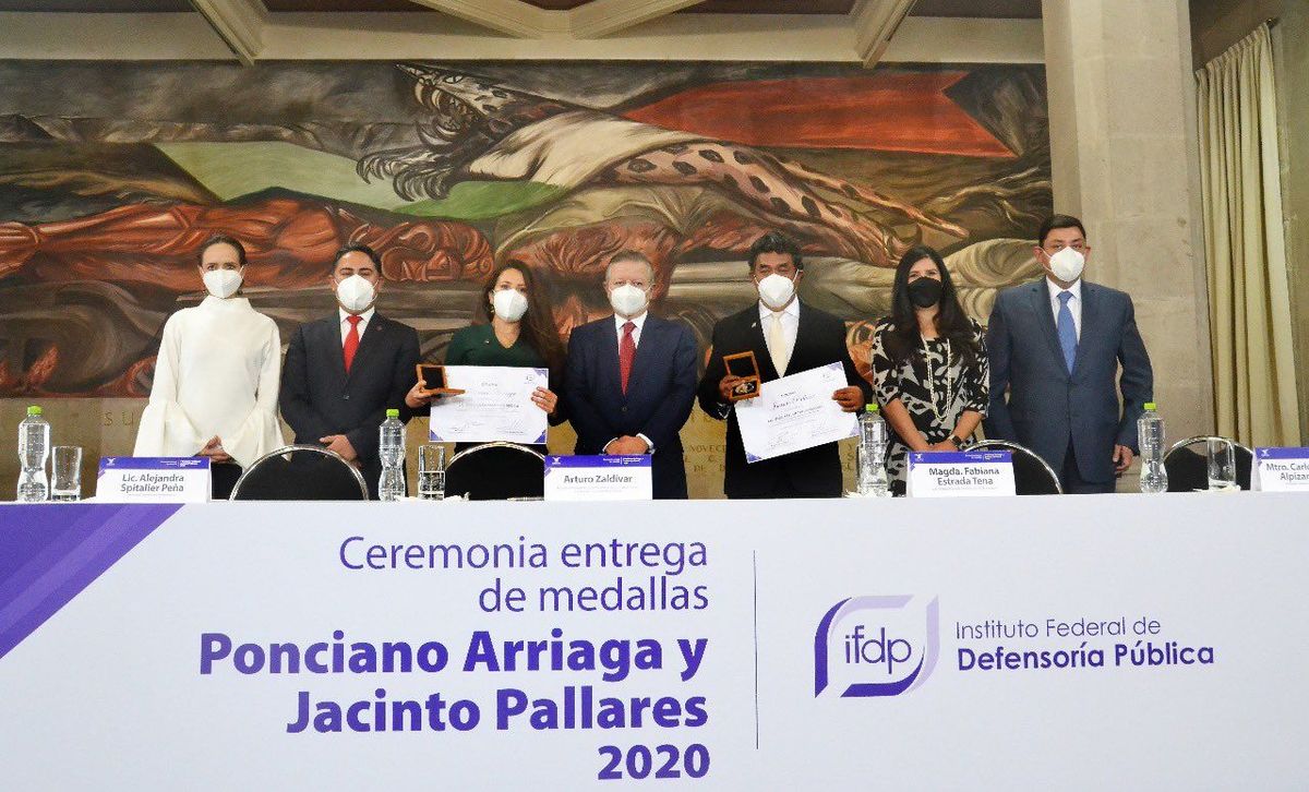 El ministro participó en la entrega del premio Ponciano Arriaga. (Especial)