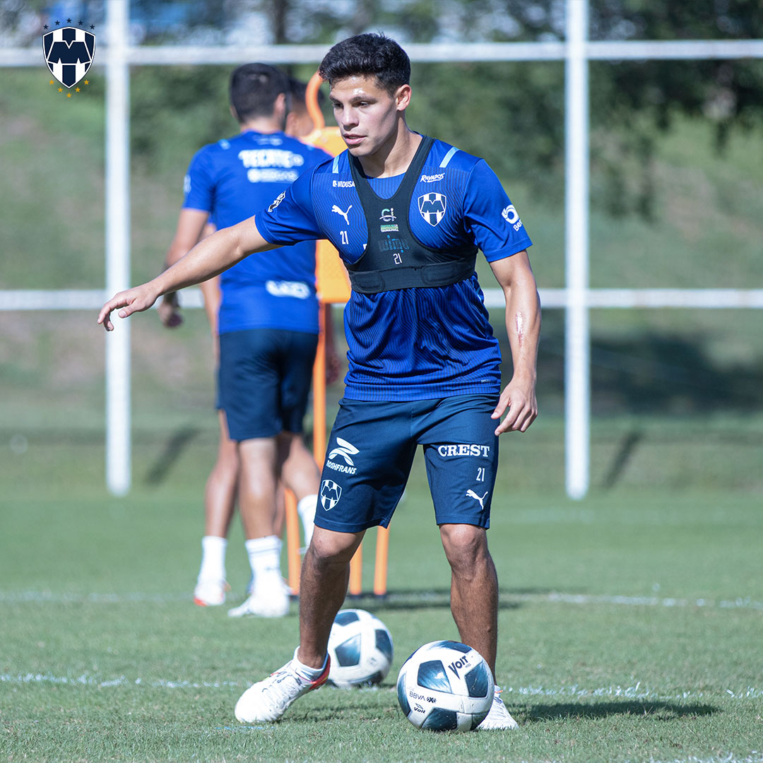 Monterrey tiene equipo completo ante Cruz Azul (Rayados)