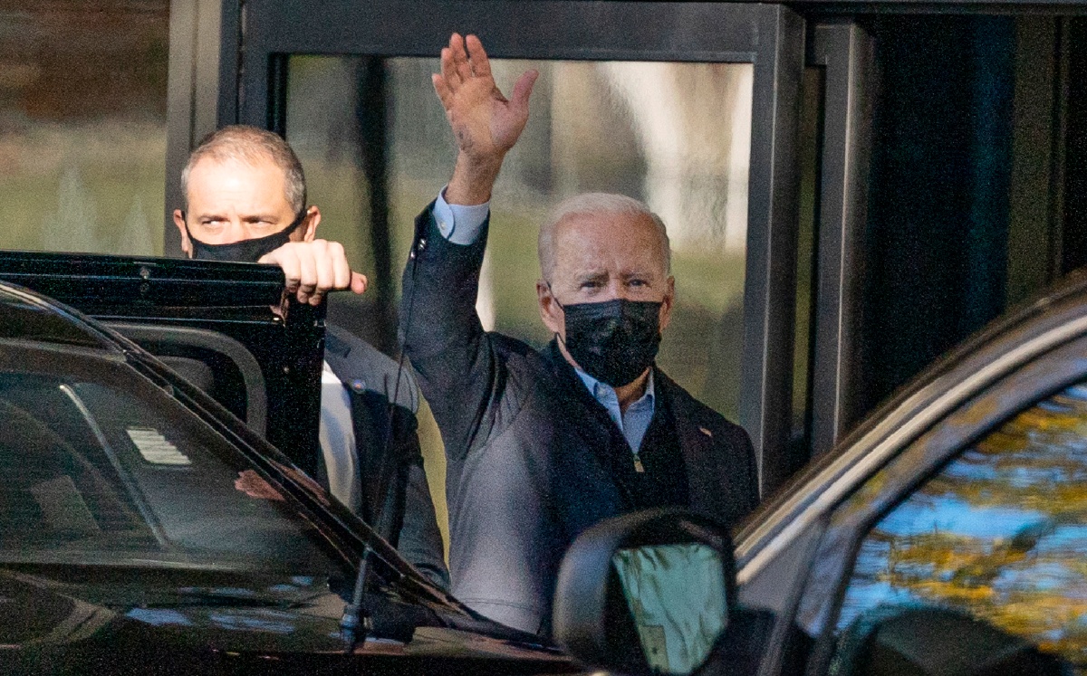 Biden a su llegada al Walter Reed National Military Medical Center, para el procedimiento.  | AP