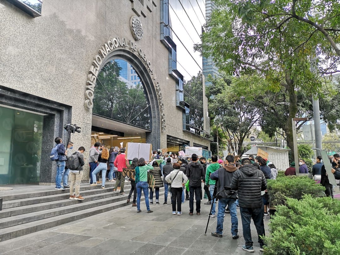 Piden destitución de director interino frente al Conacyt.