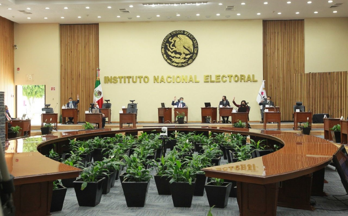 La sesión se reinició tras  un receso de 25 minutos, solicitado por uno de los consejeros. | Cuartoscuro