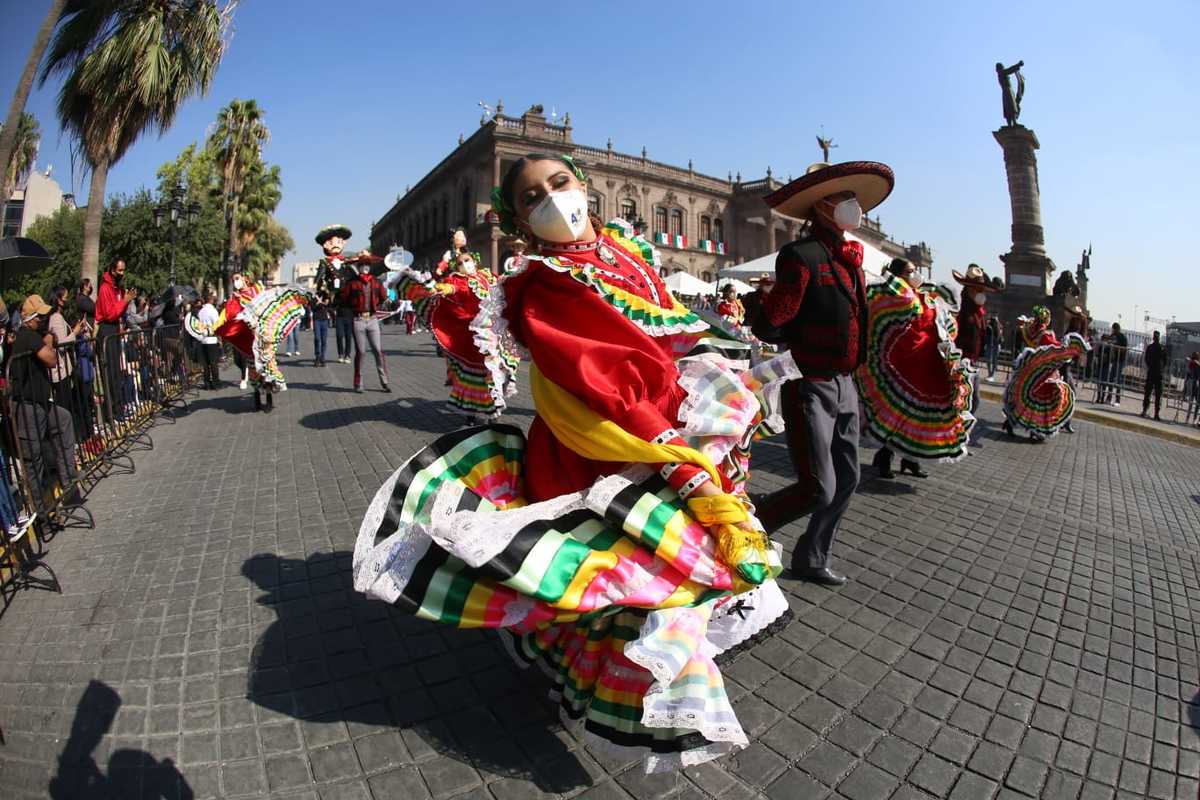 Desfile por el 111 aniversario de la Revolución Mexicana. Foto: Jorge López.