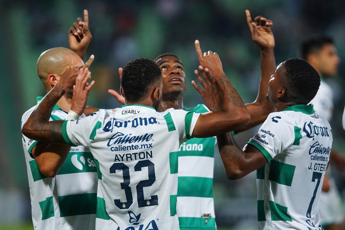 Con goles de Preciado y Jeraldino pudieron vencer en el repechaje del Apertura 2021. (Imago7)