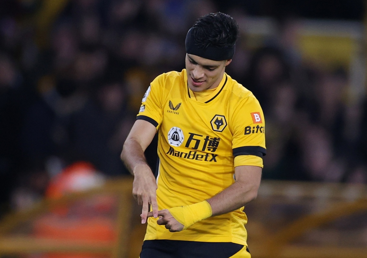 Raúl Jiménez marca gol en el Wolves vs West Ham (Reuters)