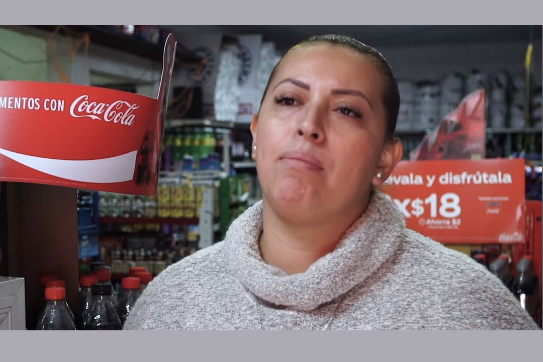Alejandra Aldova Pérez, dueña de Abarrotes Alejandra, de Tijuana, es una de las beneficiarias de los programas de la IMCC. (Especial)