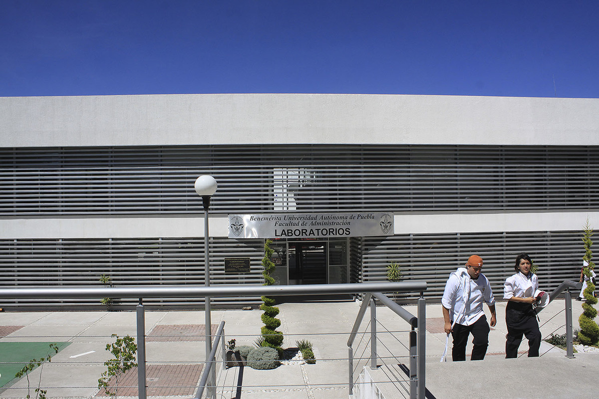 Compiten diez candidatos por 9 direcciones académicas BUAP | Andrés Lobato