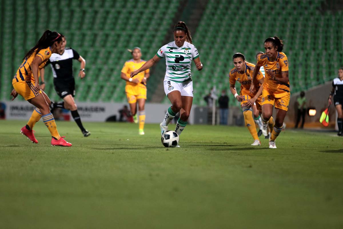 Santos Laguna vs Tigres femenil. (Cortesía)