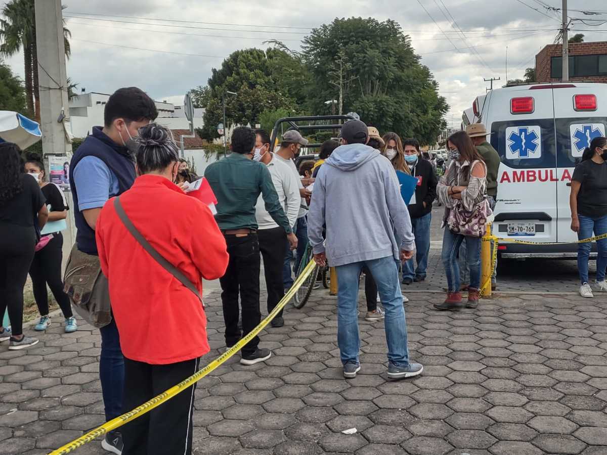 Gran afluencia en punto de vacunación contra covid en Cholula | Jaime Carrera