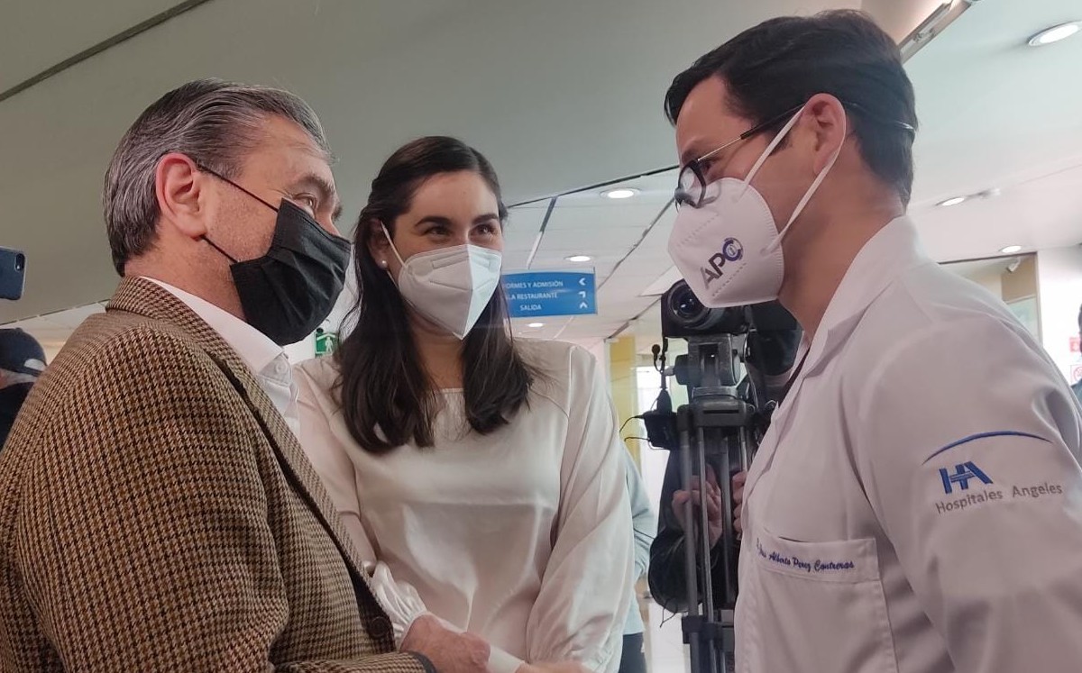La operación estuvo a cargo de médicos Jesús Alberto Pérez Contreras y Fernando Calderón Carrillo. (Zuleyma García)