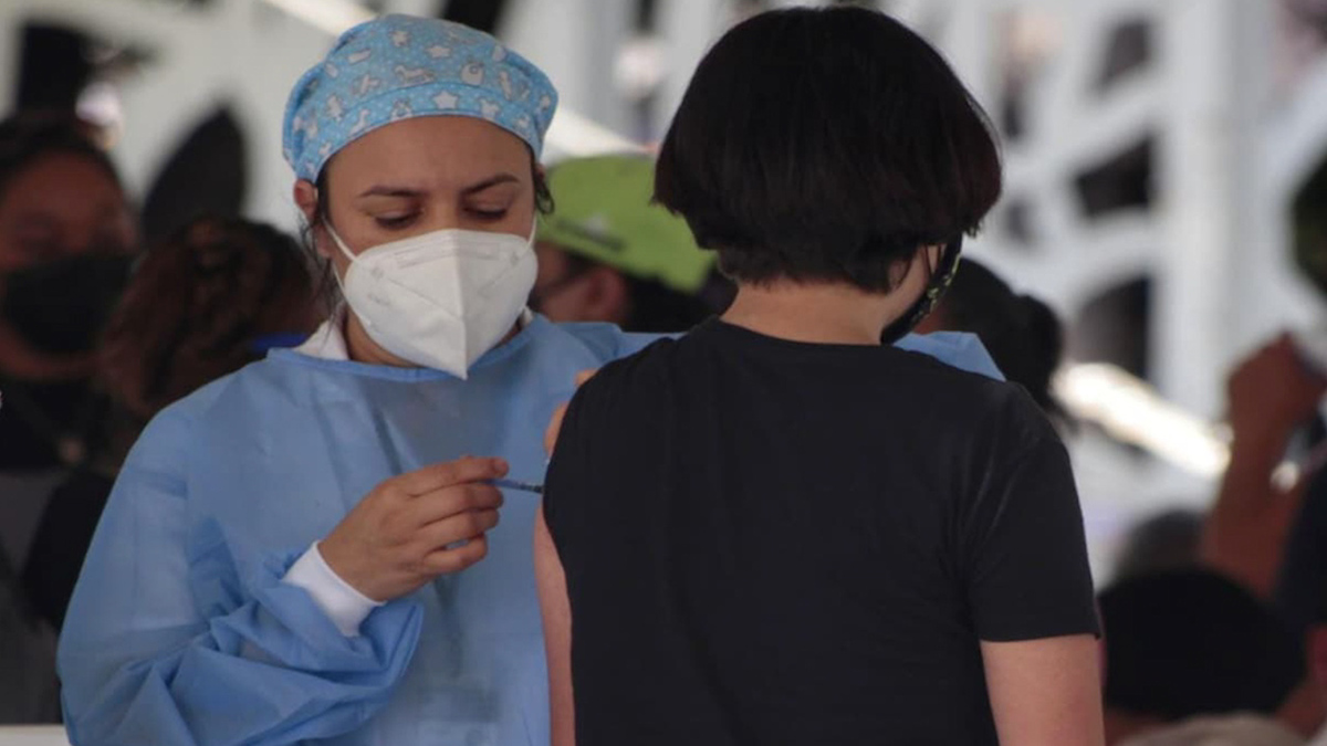 Puebla recibe 167 mil vacunas Pfizer
