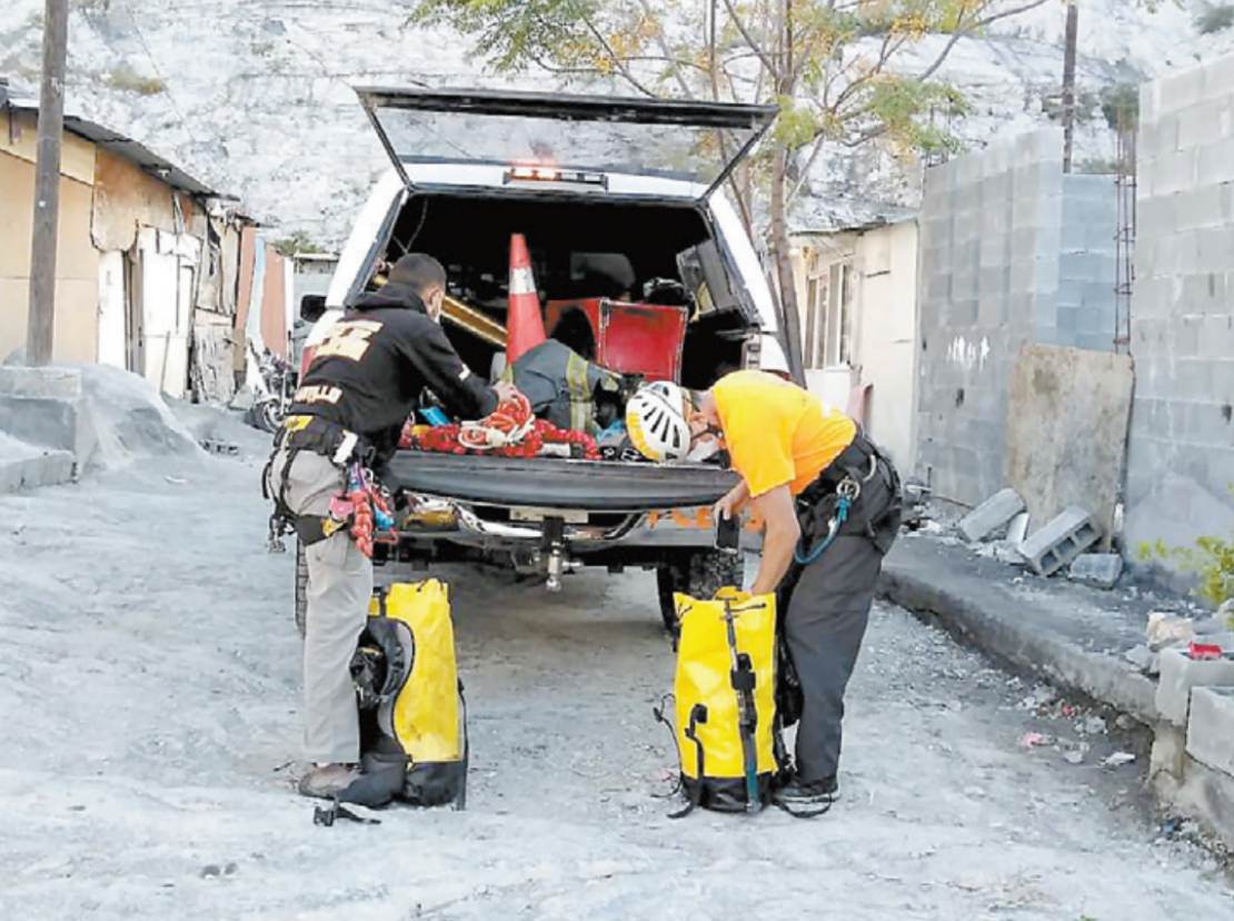 Rescate en el cerro del topo chico