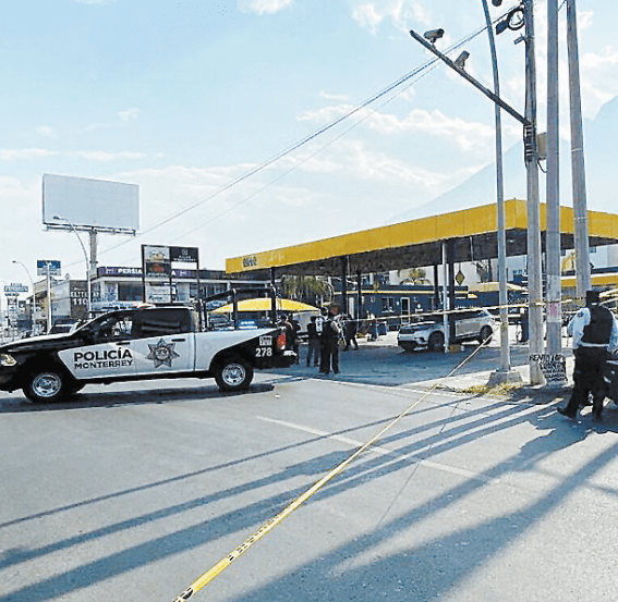 Marco Alejandro Castillo esperaba a que le lavaran la camioneta cuando fue atacado por un sujeto. Pamela Villanueva