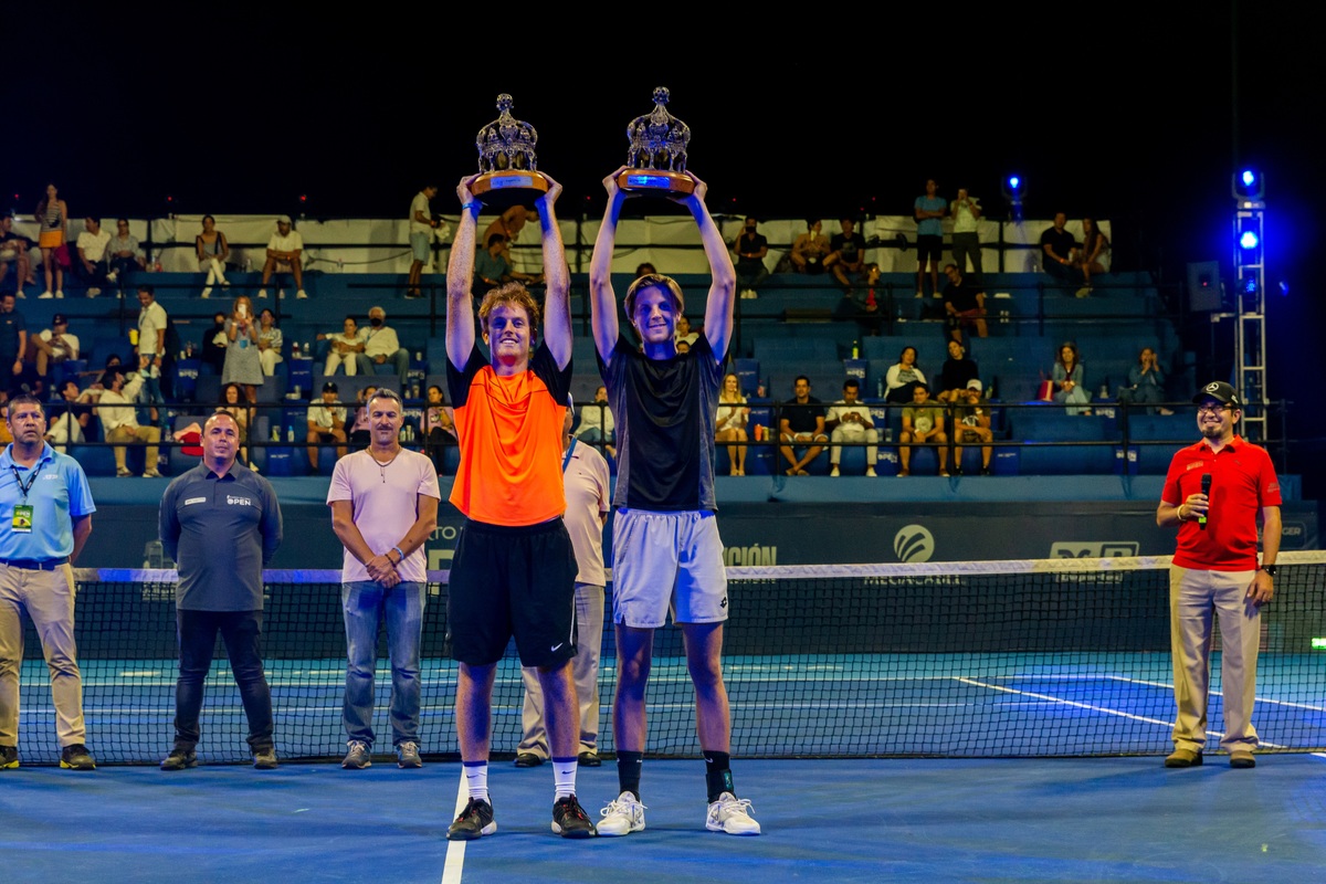 Gijs Brouwer y Reese Stadler se coronan en dobles en el Puerto Vallarta Open 2021 (Cortesía)