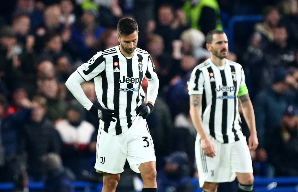 Rodrigo Bentancur y Leonardo Bonucci jugadores de la Juventus (Reuters)