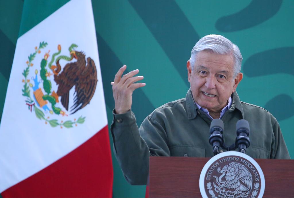 Andrés Manuel López Obrador en conferencia en Oaxaca. | Ariel Ojeda